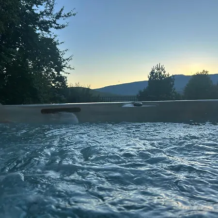 Forest Hillside Hébergement de vacances *